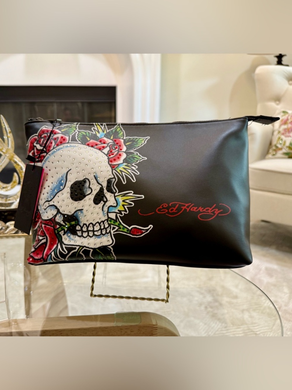 Ed Hardy Black Skull & Roses Decorative Pouch with Red Script - Picture 3 of 6